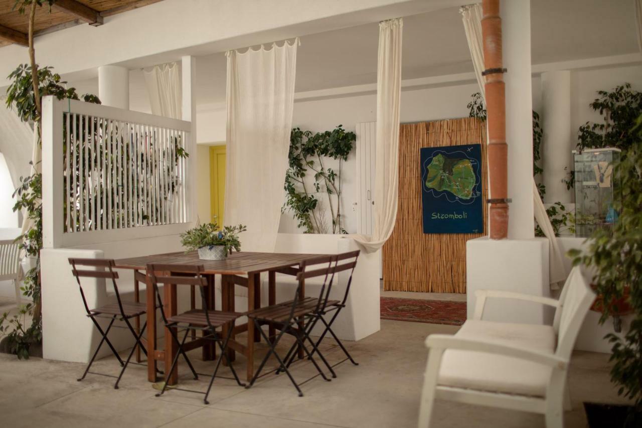 Il Gabbiano Relais In Stromboli Aparthotel Exterior photo